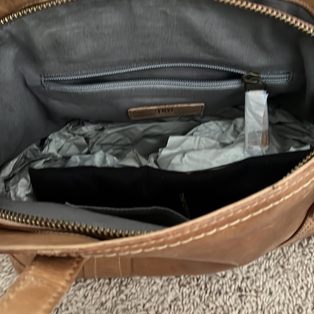 Frye - Picture 4 of 14